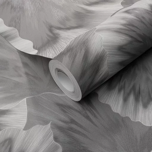 Elegáns virágmintás tapéta finom textúrával, szürke színben