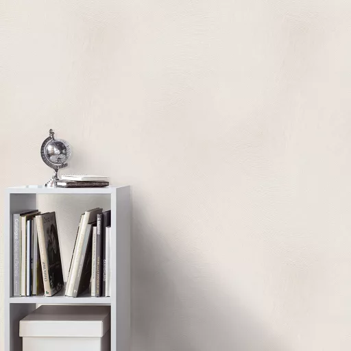 Design festés hatású tapéta – modern strutúrált  dekortapéta krém színben