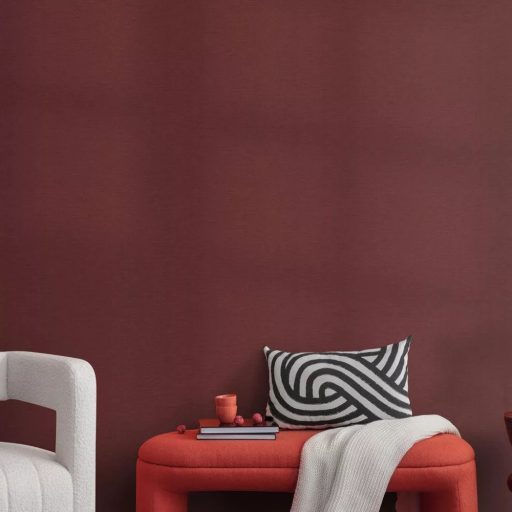 Bordó textil textúrájú tapéta – elegáns, letisztult falburkolat modern otthonokba