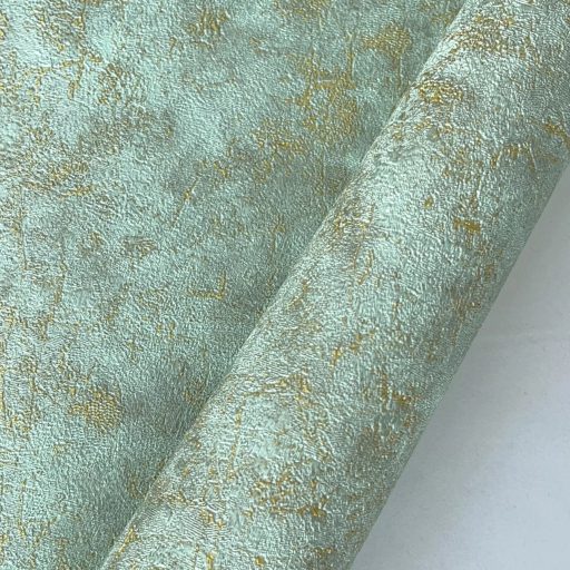 Modern betonhatású tapéta – struktúrált, letisztult kék-arany színben