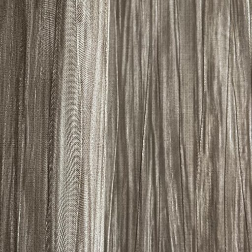 Modern gyűrt hatású tapéta – elegáns strukturával barna árnyalatban