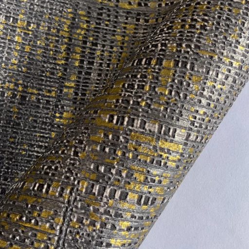 Modern design tapéta különleges, textilhatású struktúrával szürke-arany  árnyalataiban