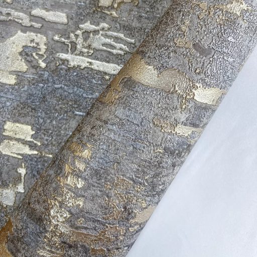 Prémium betonhatású tapéta – modern festett fal effekt design, sötétszürke alapon  arany struktúrával
