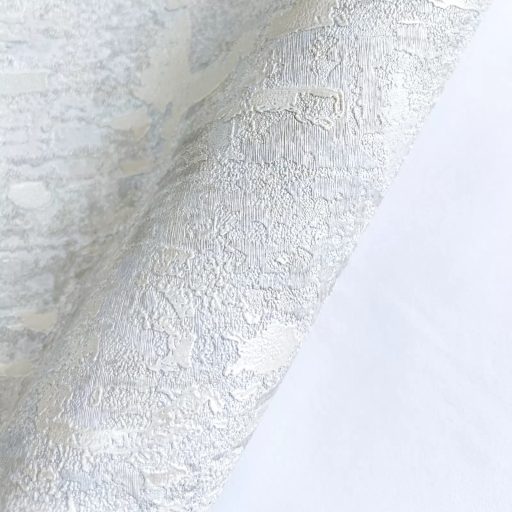 Prémium betonhatású tapéta – modern festett fal effekt design,  szürke alapon törtfehér színben