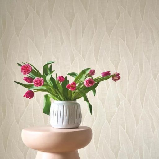 Trópusi levélmintás design tapéta – elegáns botanikus faldekoráció modern enteriőrökbe , krém színben