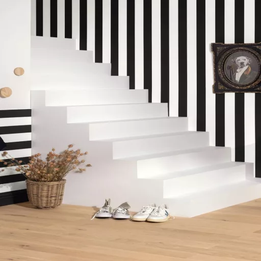 Elegáns csíkos tapéta – modern minimalista dekor tapéta fekete-fehér színben