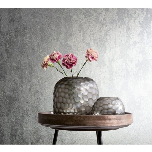 Világosszürke strukturált betonhatású tapéta – modern faldekoráció