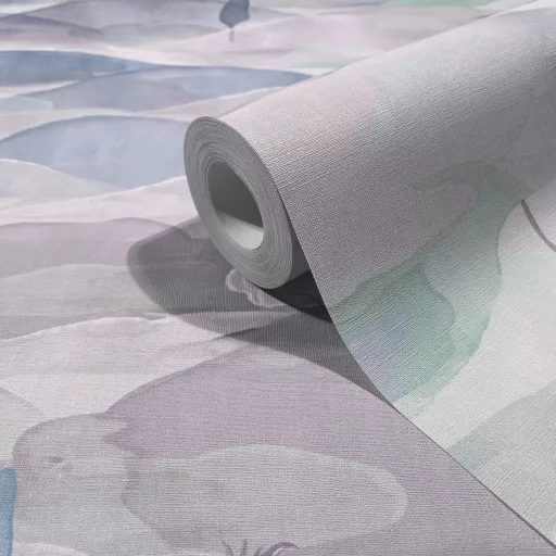 Akvarell hatású tájkép mintás tapéta réteges dombokkal és stilizált fákkal kék -zöld tónusokkal