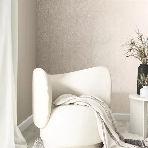 Modern beige  tapéta finom geometrikus és strukturált mintával