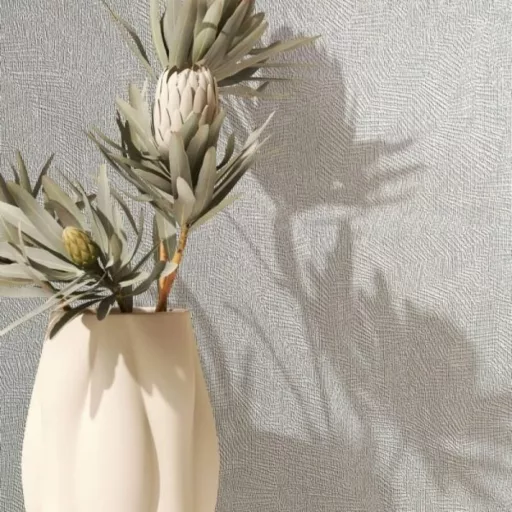 Modern halványszürke színű   tapéta finom geometrikus és strukturált mintával