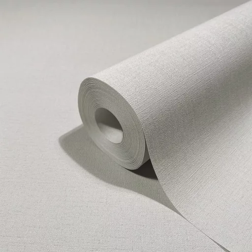 Pasztell szürke egyszínű tapéta finom  textil struktúrával – modern pasztell fali tapéta 0,53x10m