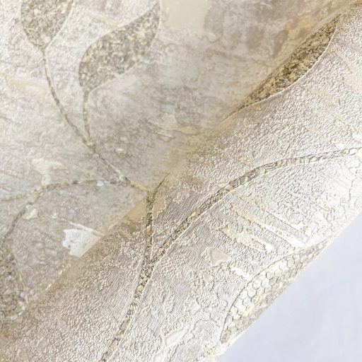 Modern levélmintás tapéta különleges, enyhén texturált felülette szürke-beige színben