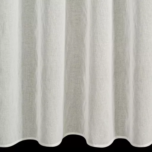 Lágy esésű, természetes hatású voile készfüggöny finoman szőtt textúrával és modern fémkarikás kialakítással , rúdkarnishoz. 140X250cm 