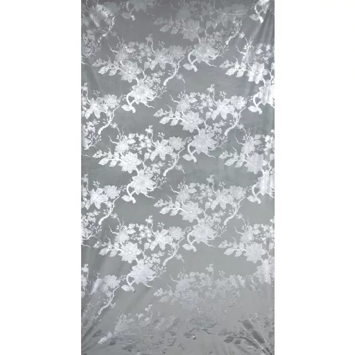Ezüst virágmintás sötétítő függöny – Elegáns szürke  bársony dekorfüggöny fényes  mintával – ezüst ringlikkel 140X250cm 