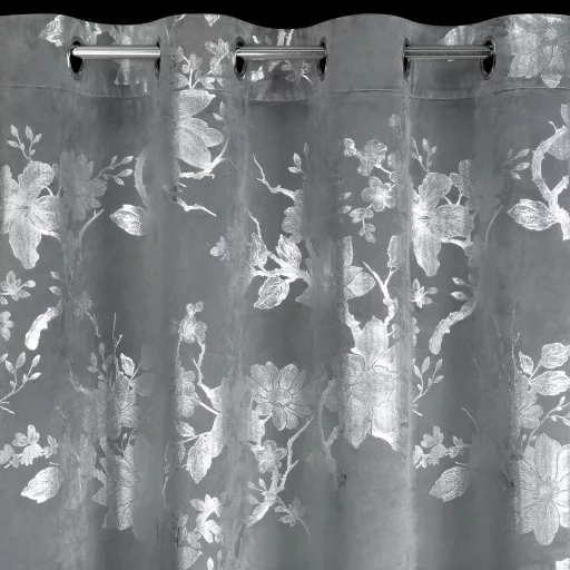 Ezüst virágmintás sötétítő függöny – Elegáns szürke  bársony dekorfüggöny fényes  mintával – ezüst ringlikkel 140X250cm 