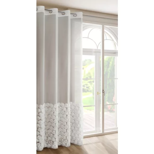3D virágmintás fehér voile készfüggöny – elegáns, fényáteresztő függöny fémkarikákkal, rúdkarnishoz. 140X250cm 