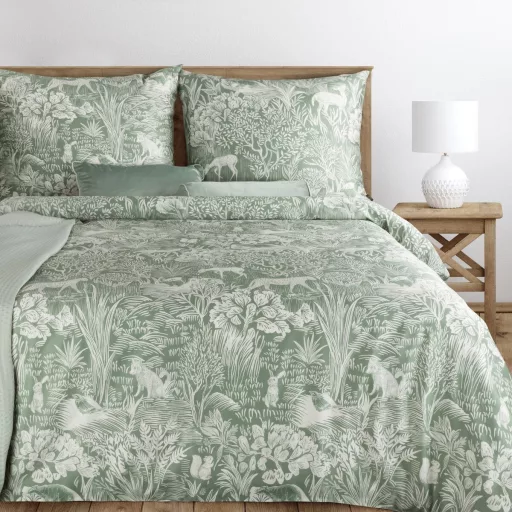 Zöld erdei mintás ágyneműhuzat – szarvasos, természet ihlette prémium pamut design, 160x220, 70x80x2db