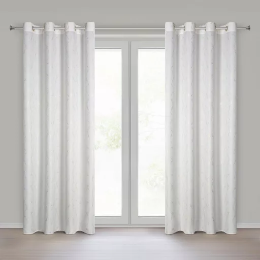 Különleges fehér-arany sötétítő függöny modern rombuszmintával – Elegáns mikroszálas  dekorfüggöny fényes  mintával – arany színű ringlikkel 140X250cm 