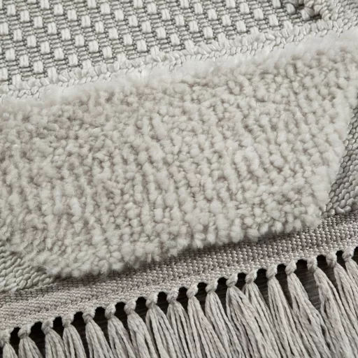 Elegáns világos szürke szőnyeg finoman kidolgozott geometrikus mintázattal és puha, kellemes tapintású felülettel –  elegáns nappali szőnyeg, texturált minimalista design  TÖBB MÉRETBEN 13900 Ft-40000 Ft-ig