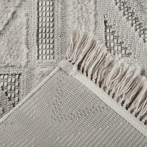 Elegáns világos szürke szőnyeg finoman kidolgozott geometrikus mintázattal és puha, kellemes tapintású felülettel –  elegáns nappali szőnyeg, texturált minimalista design  TÖBB MÉRETBEN 13900 Ft-40000 Ft-ig