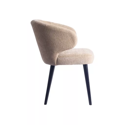 Karfás design szék – Krém kárpitozás, fekete lábakkal