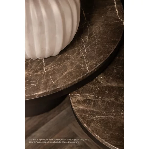 Kerek dohányzóasztal – Márvány lappal, sötétbarna fém talppal