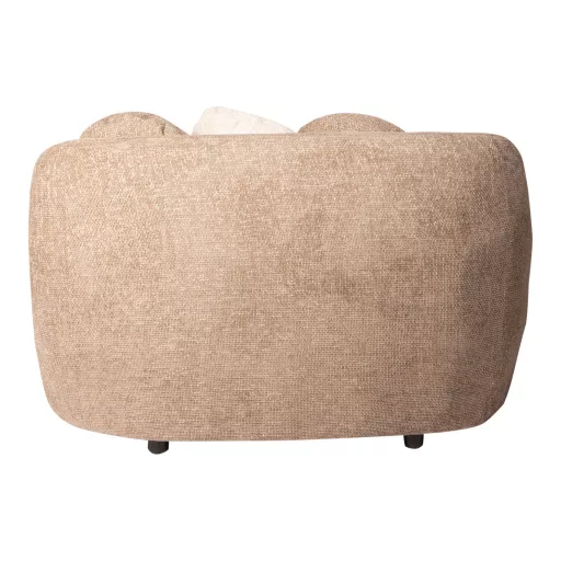 Világosbarna lounge fotel díszpárnákkal – modern design fotel