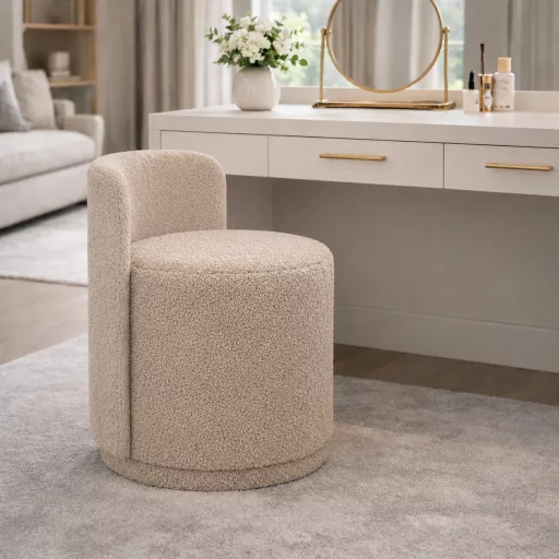 Bouclé kárpitos ülőke teddy beige műszőrme háttámlával – bézs puff 45.0 x 46.0 x 68.0 cm