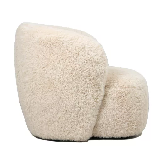 Beige színű lounge fotel puha szőrös kárpittal – modern design karosszék